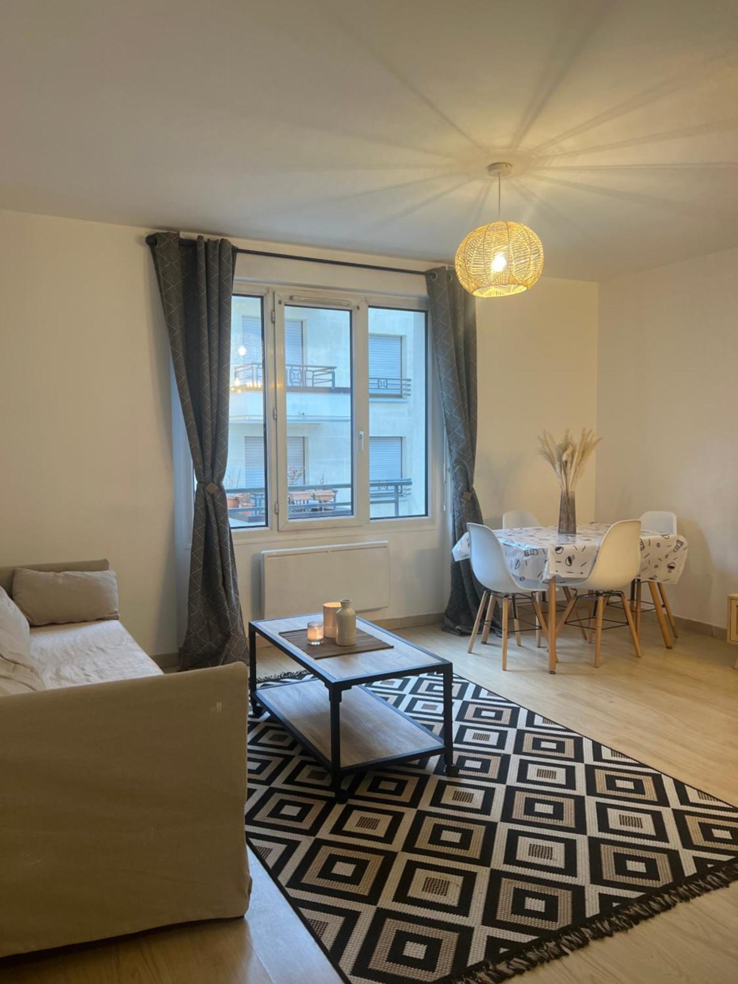 Appartement Lumineux A 2 Pas D'Enghien มงต์โมร็องซี ภายนอก รูปภาพ